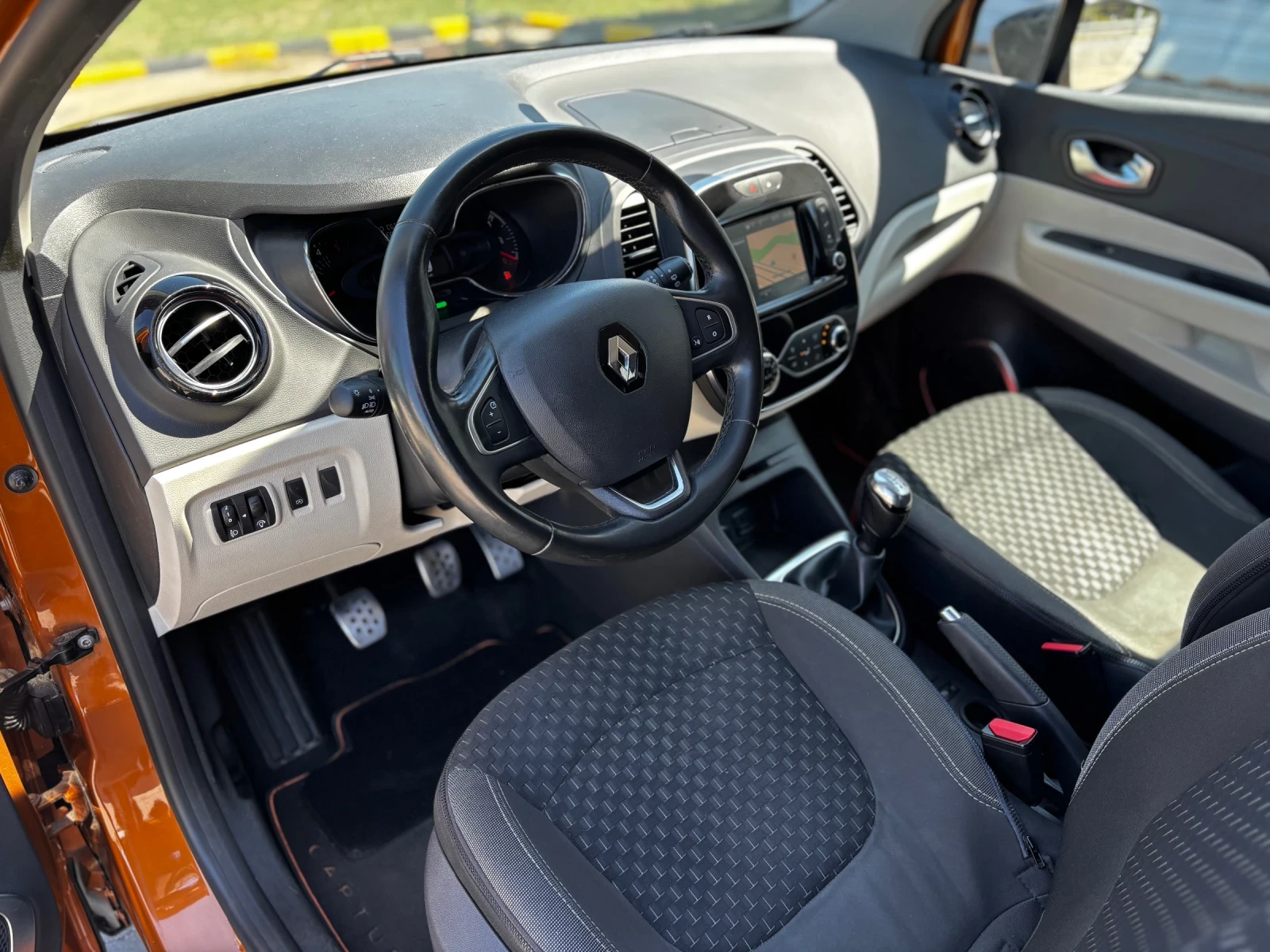 Renault Captur 1.5 DCI* 133 790 KM* COC* KTEO* FACELIFT*  - изображение 7