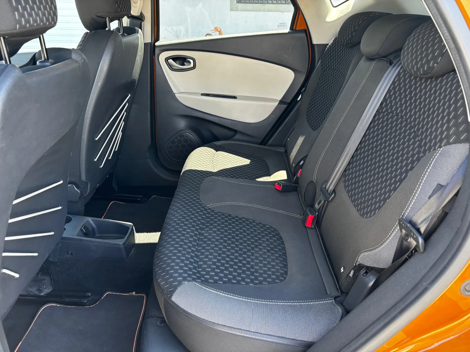 Renault Captur 1.5 DCI* 133 790 KM* COC* KTEO* FACELIFT*  - изображение 9