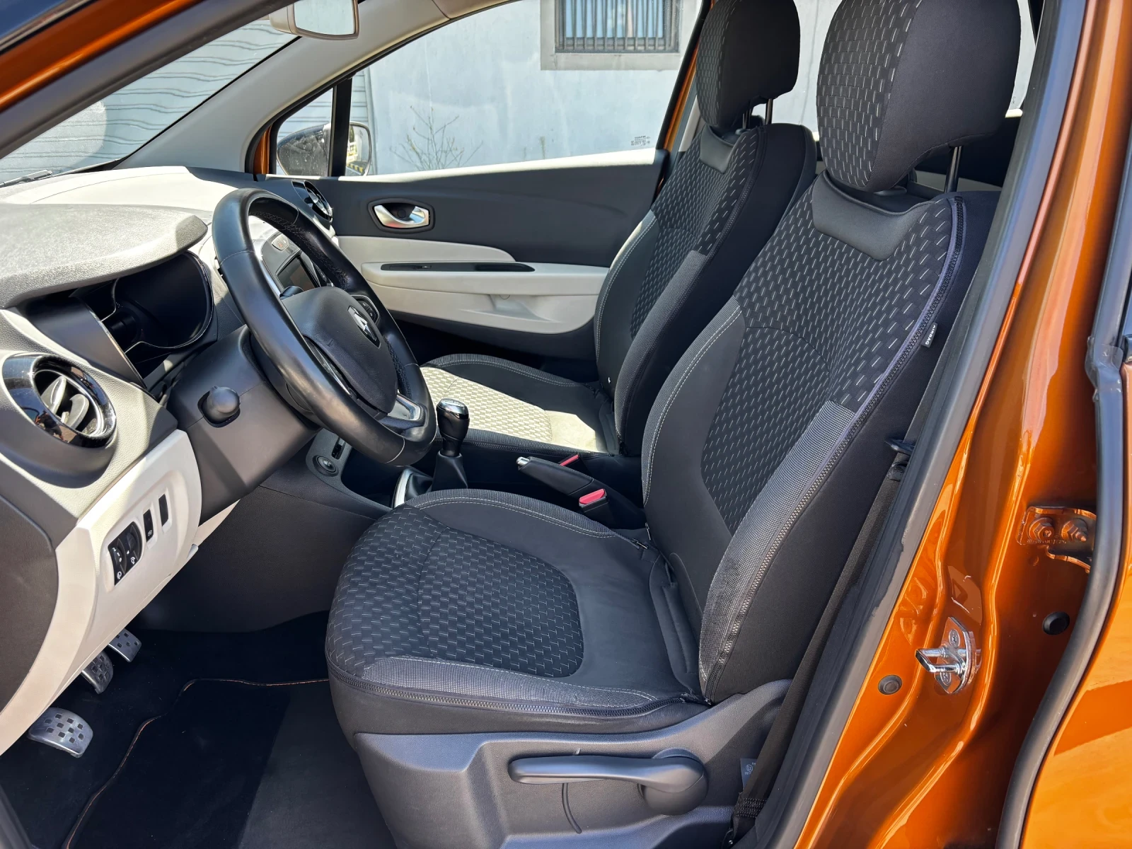 Renault Captur 1.5 DCI* 133 790 KM* COC* KTEO* FACELIFT*  - изображение 8
