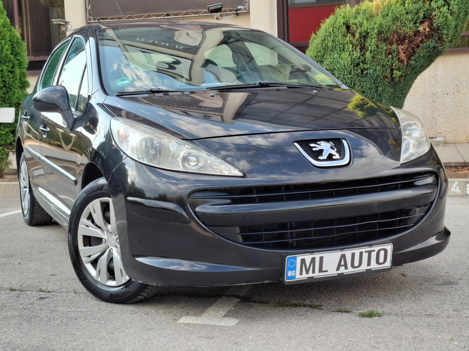 Peugeot 207 1.4i 75hp * КЛИМАТИК * ЛИЗИНГ *  - изображение 9