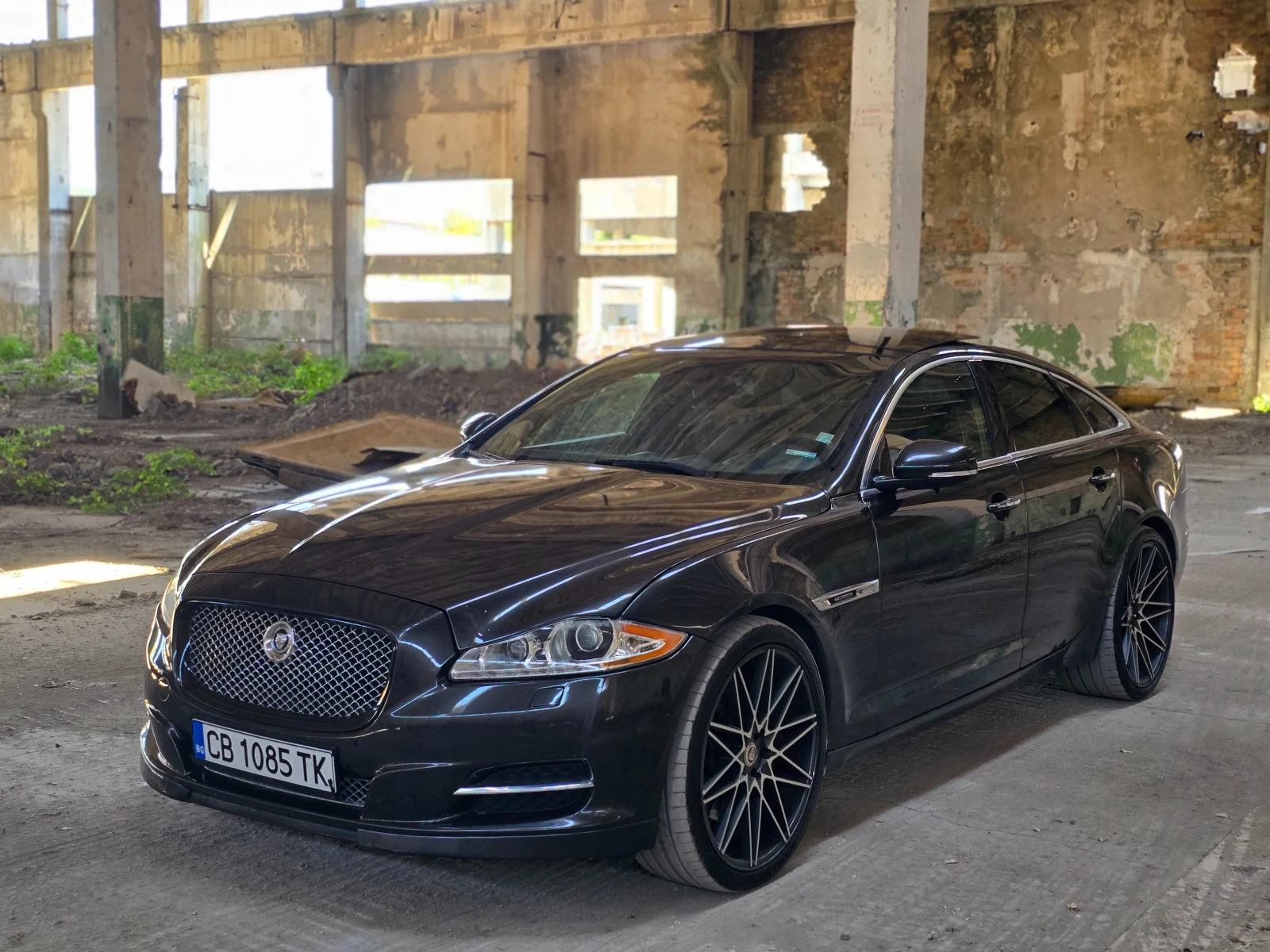 Jaguar Xj 5.0 SC RARE AERO ~530 к.с. B&W 1200W - изображение 10