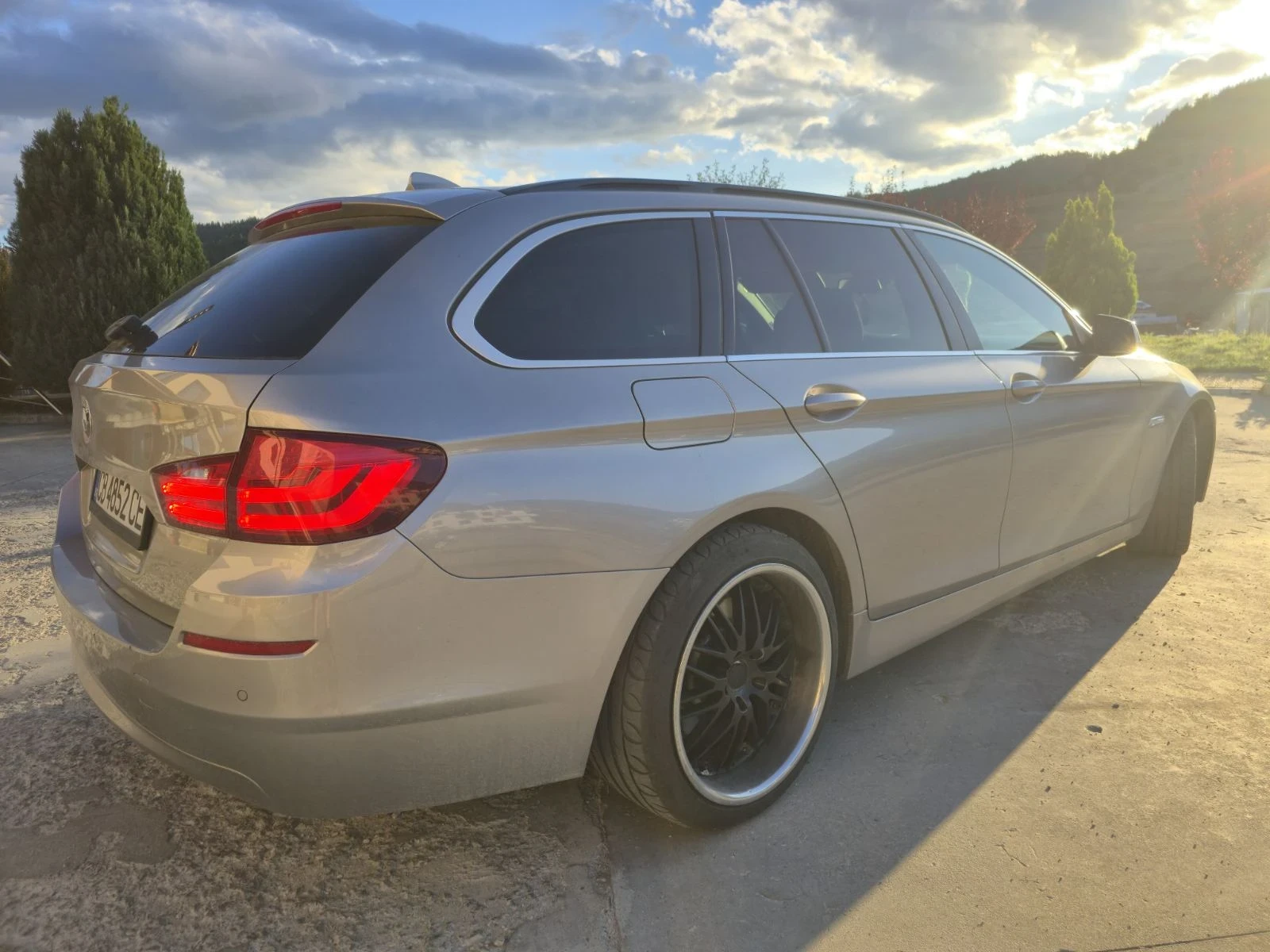 BMW 520 F11 - изображение 7