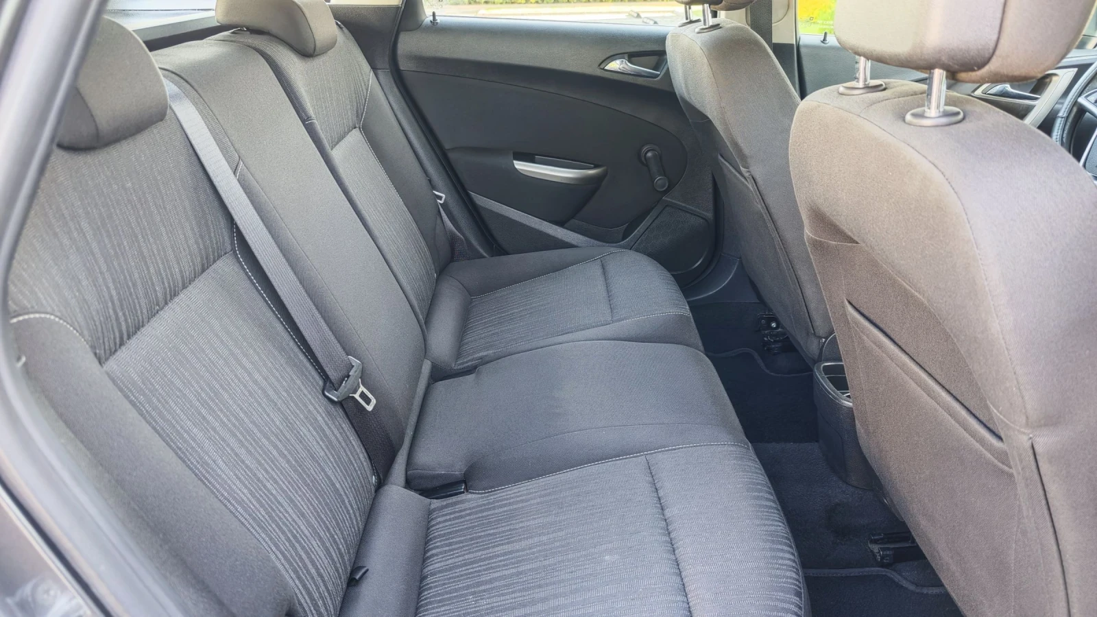 Opel Astra 1.7cdti 110kc. | Mobile.bg — изображение 16