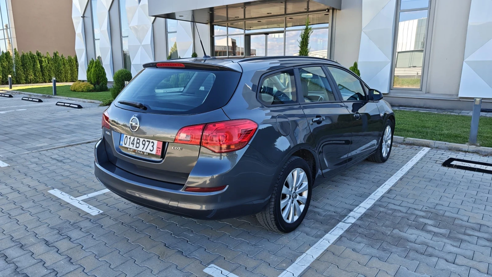 Opel Astra 1.7cdti 110kc. - изображение 4