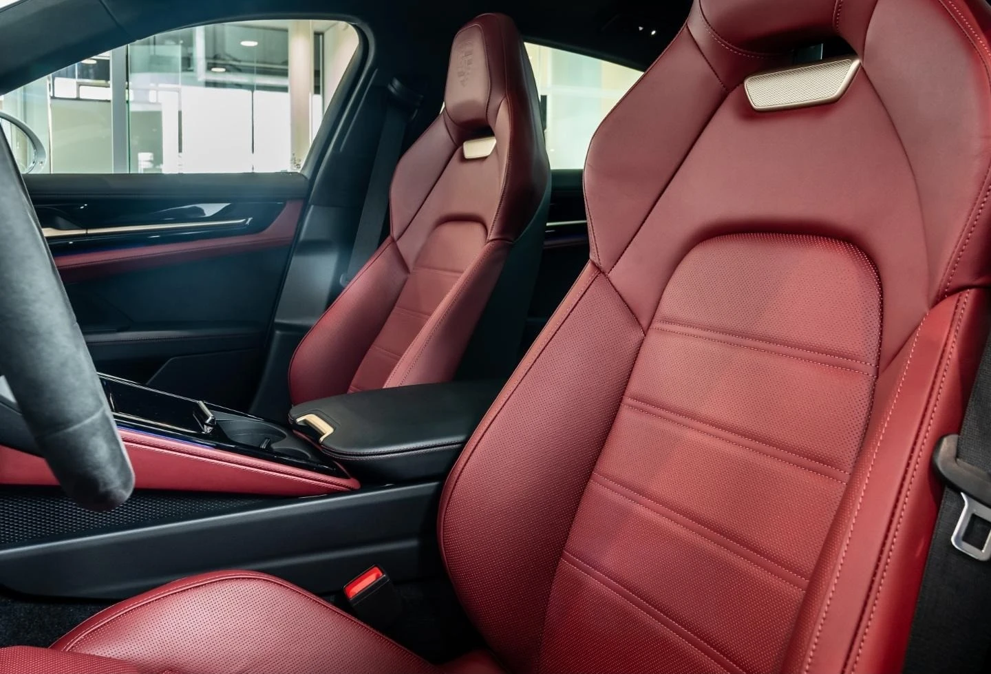 Porsche Panamera 4S E-HYBRID ACTIVE-RIDE CARBON BOSE  - изображение 10