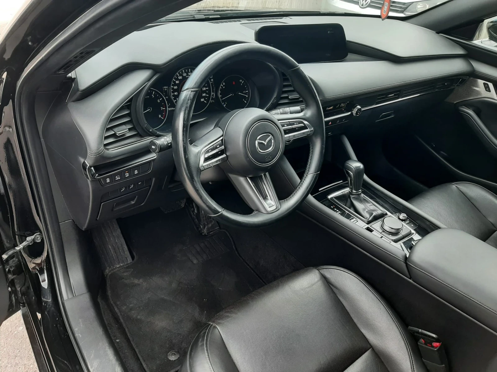 Mazda 3 GT 2.5 L SKYACTIV PREMIUM  - изображение 10