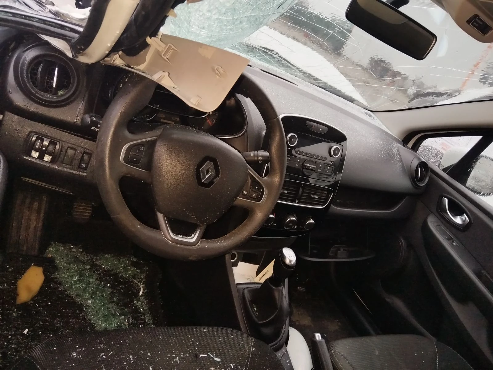 Renault Clio 1.5 d - изображение 5