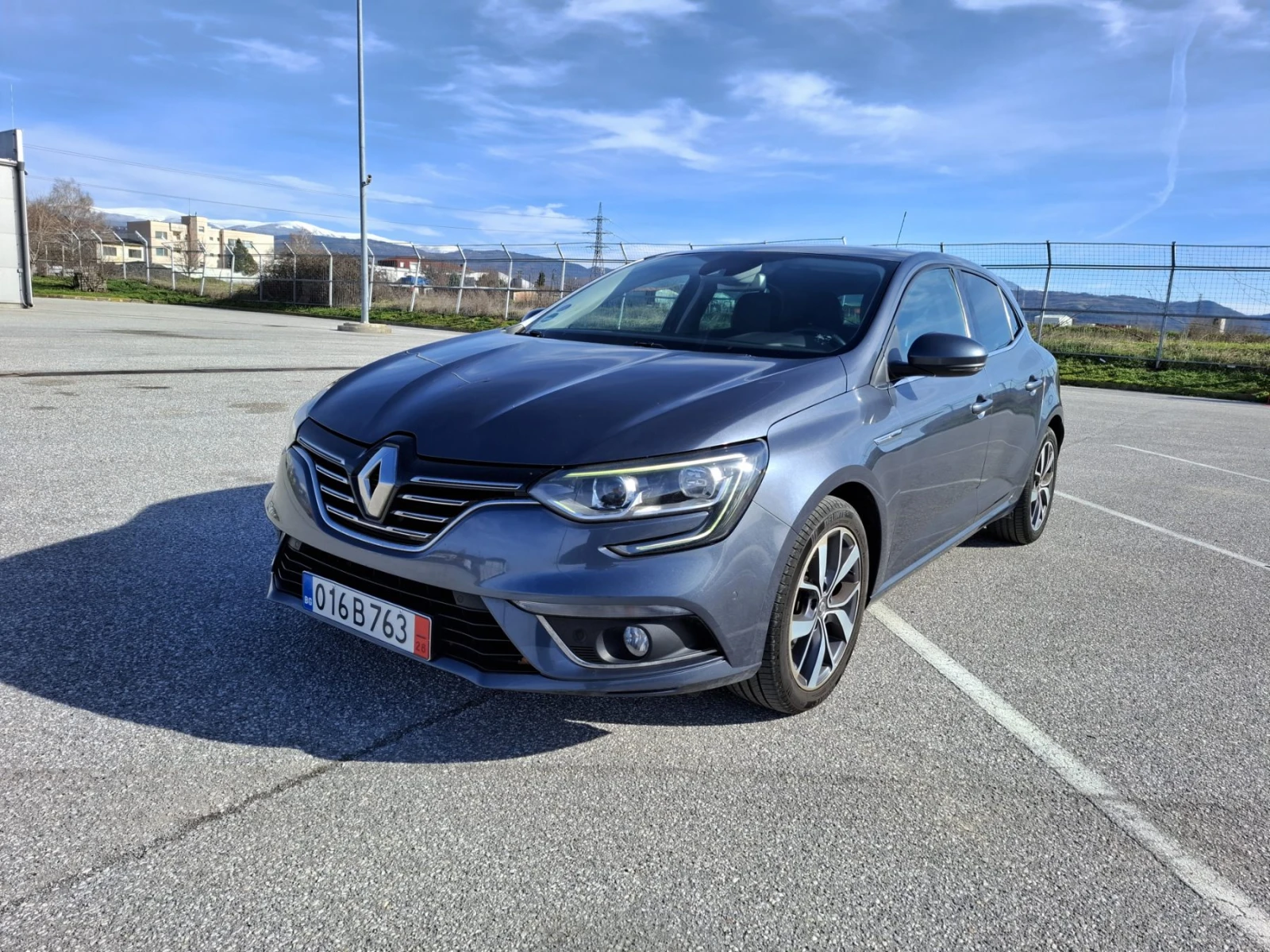 Renault Megane 1.2 TCe* BOSE* 148650�.�.* CAMERA* NAVI*  | Mobile.bg � ����������� 1