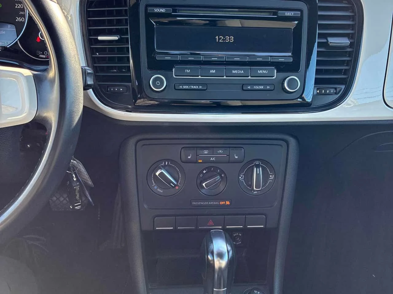 VW New beetle * 2dr Cpe 2.5L Auto * 2 КЛЮЩА* ПОДГРЕВ* KEYLESS*  - изображение 9