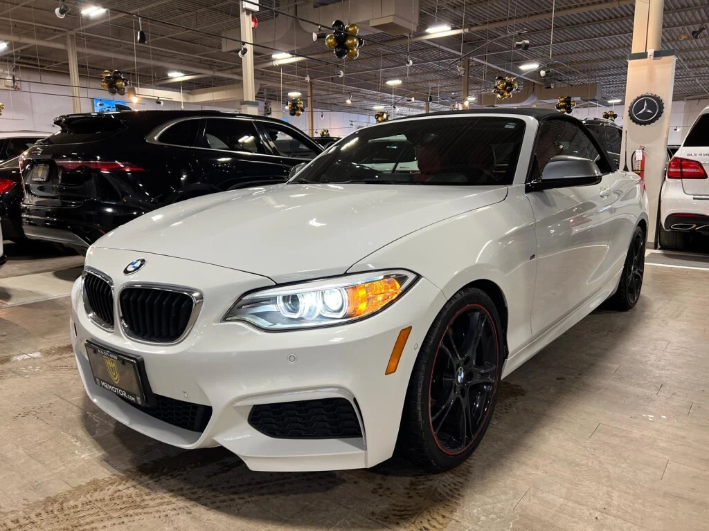 BMW 235 i xDrive CONVERTIBLE M  С РЕГИСТРАЦИЯ И АВТОКРЕДИТ - изображение 3