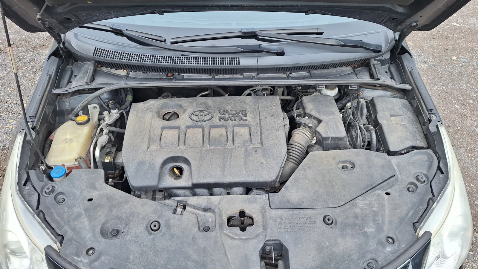 Toyota Avensis 1.8 NAVI, kamera, снимка 12 - Автомобили и джипове - 54017088