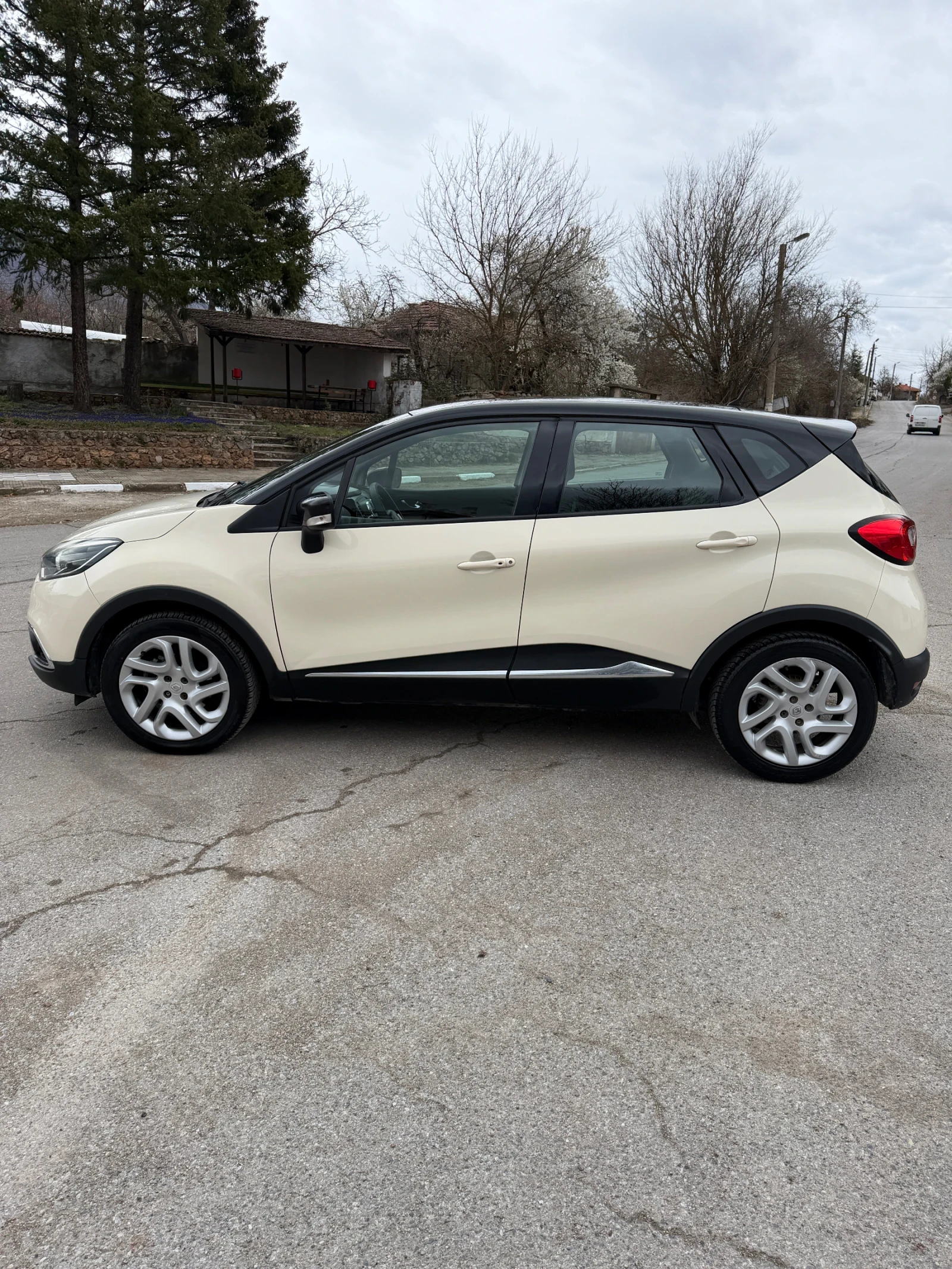 Renault Captur 1.5dci keyless* Navi* ������ | Mobile.bg � ����������� 6