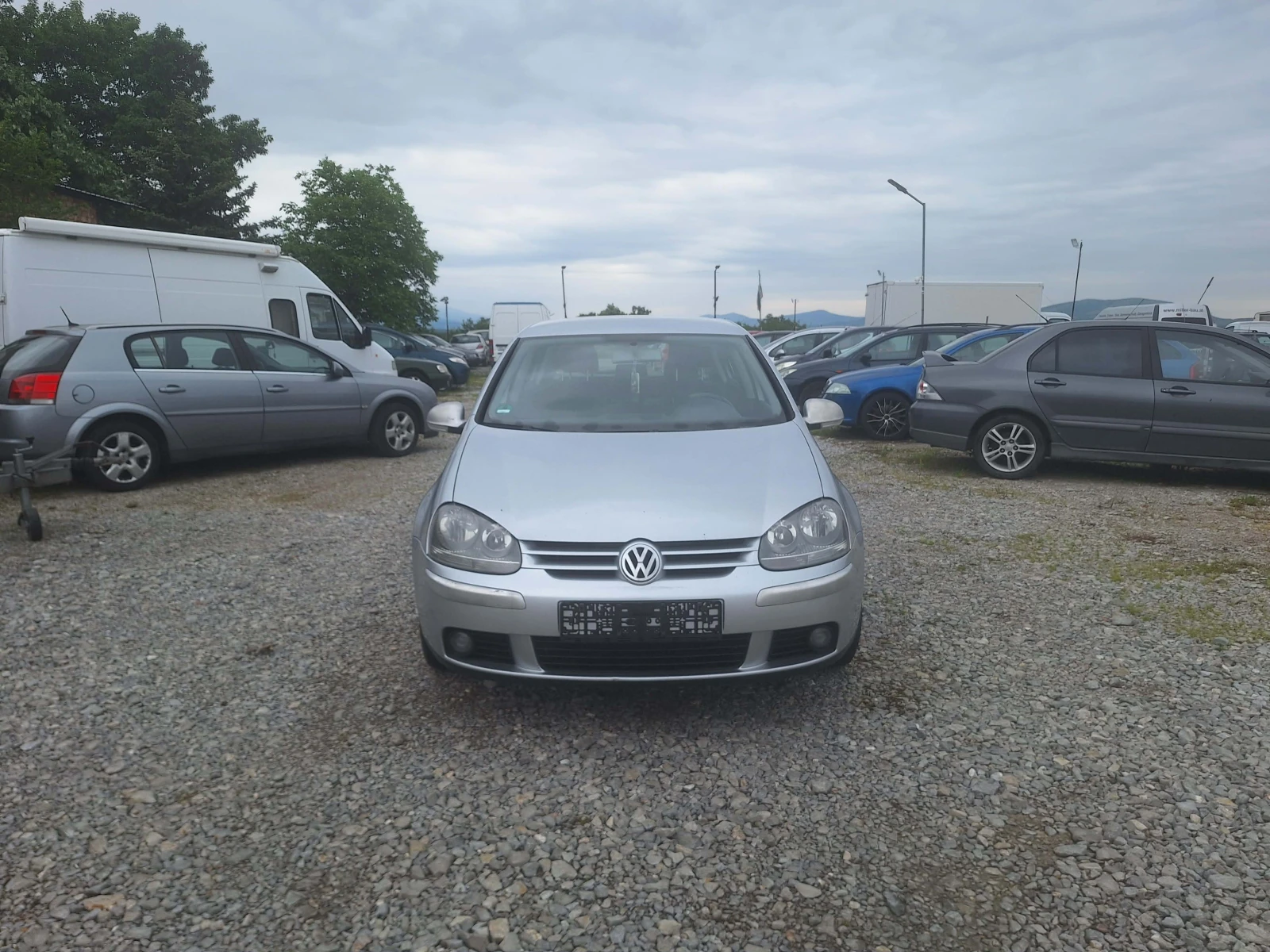 VW Golf 1.6i klima, снимка 5 - Автомобили и джипове - 54640083