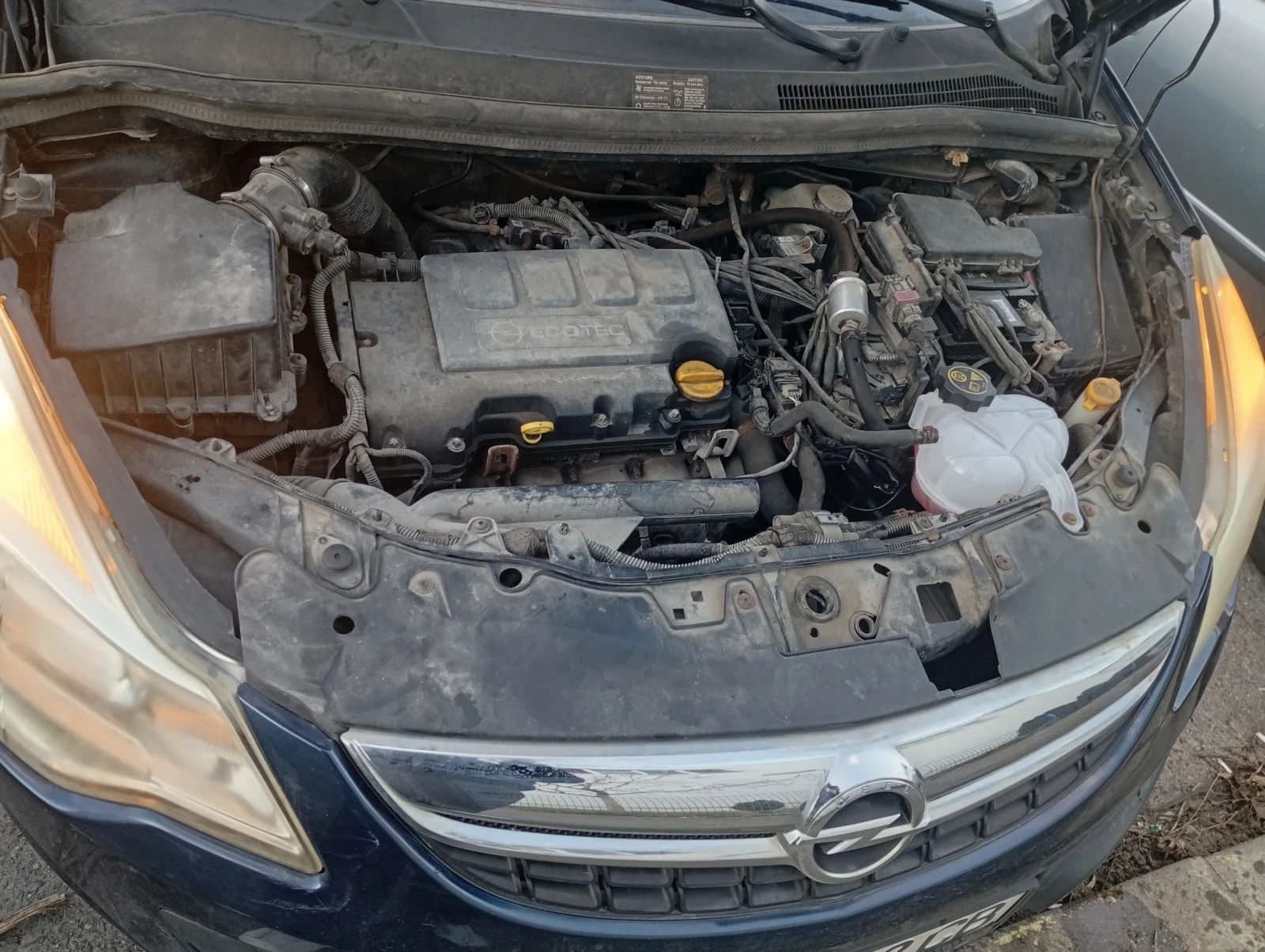 Opel Corsa 1.2 Газ инжекцион , снимка 8 - Автомобили и джипове - 54666287