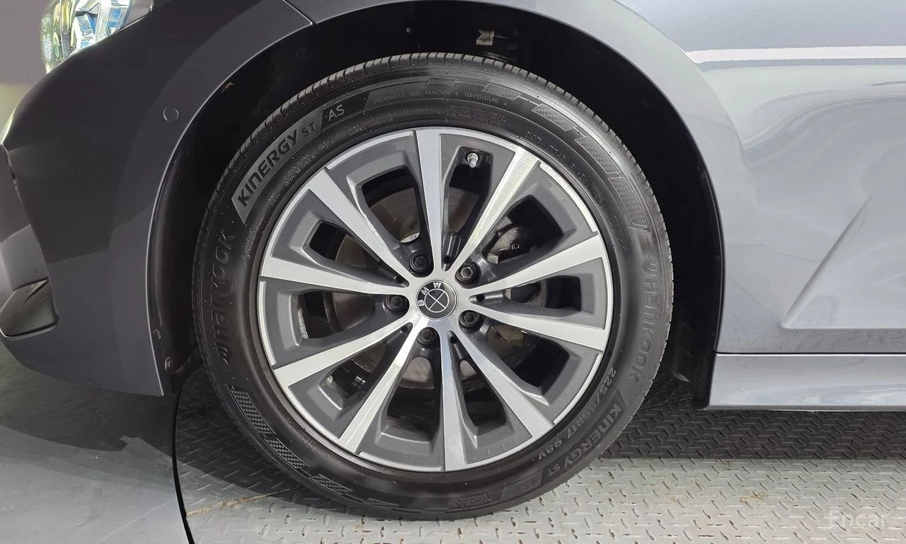 BMW 320 d Face M-PACK* HARMAN KARDON* HEAD-UP* LASER* PANO | Mobile.bg � ����������� 5