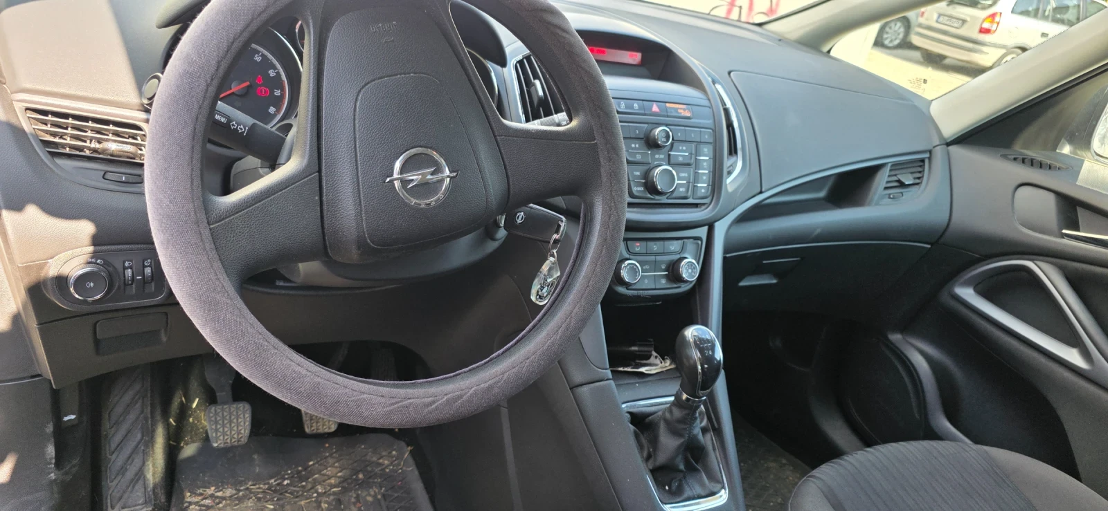 Opel Zafira, снимка 4 - Автомобили и джипове - 54711781