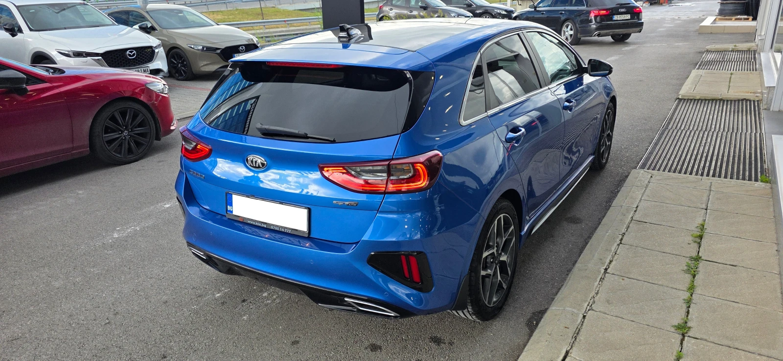 Kia Ceed GT Line, снимка 4 - Автомобили и джипове - 54837041