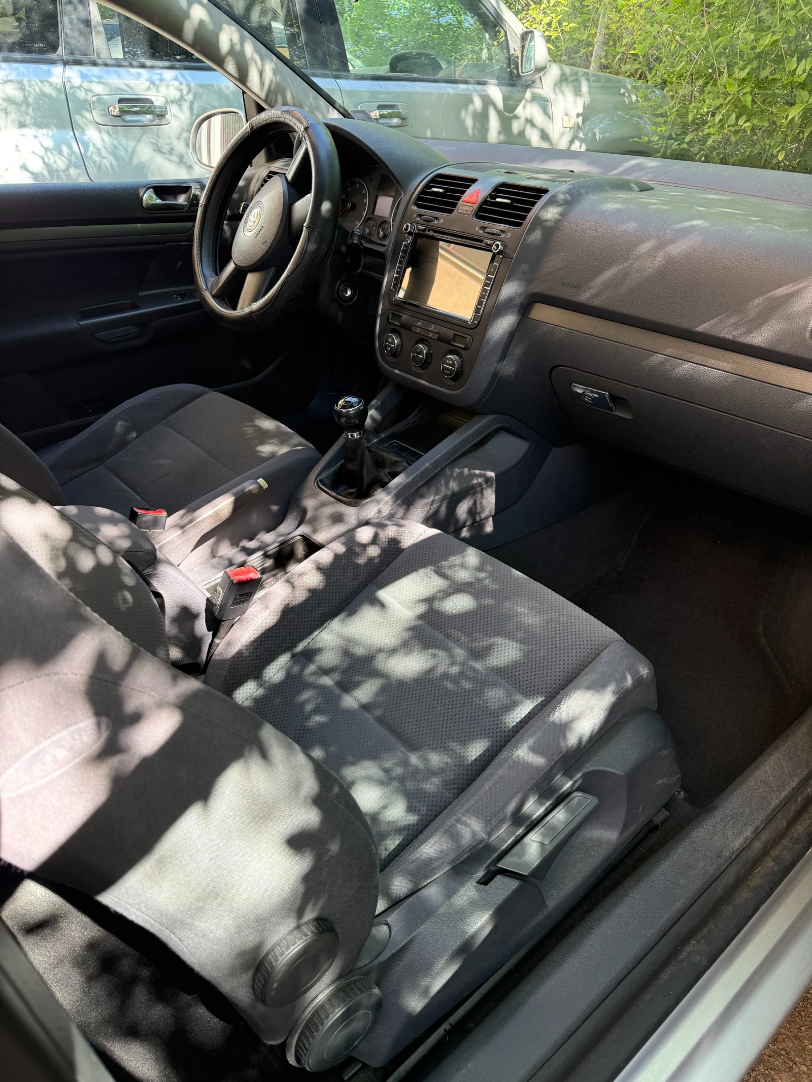 VW Golf 5, снимка 10 - Автомобили и джипове - 55162755