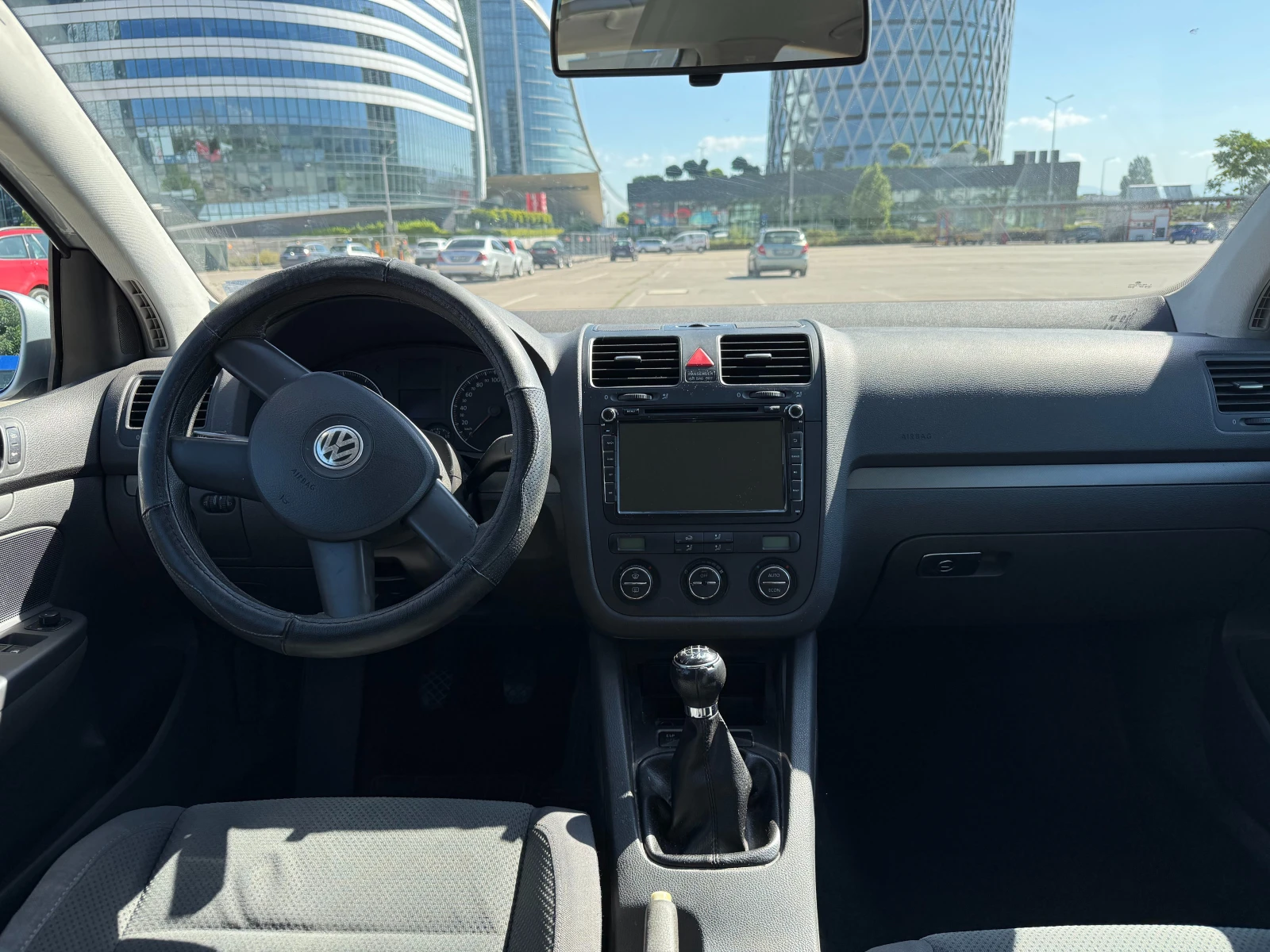 VW Golf 5, снимка 7 - Автомобили и джипове - 55162755