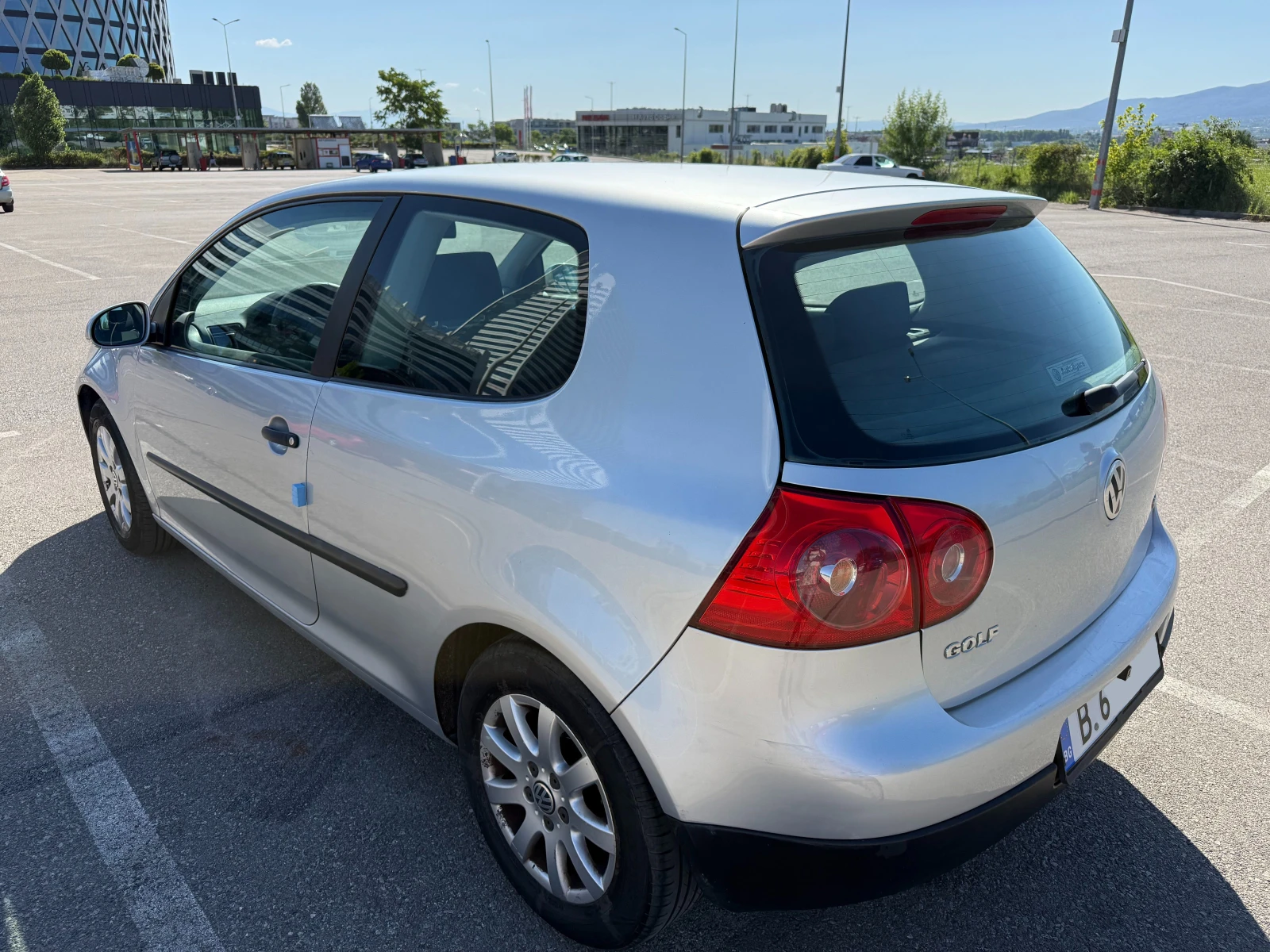 VW Golf 5, снимка 5 - Автомобили и джипове - 55162755