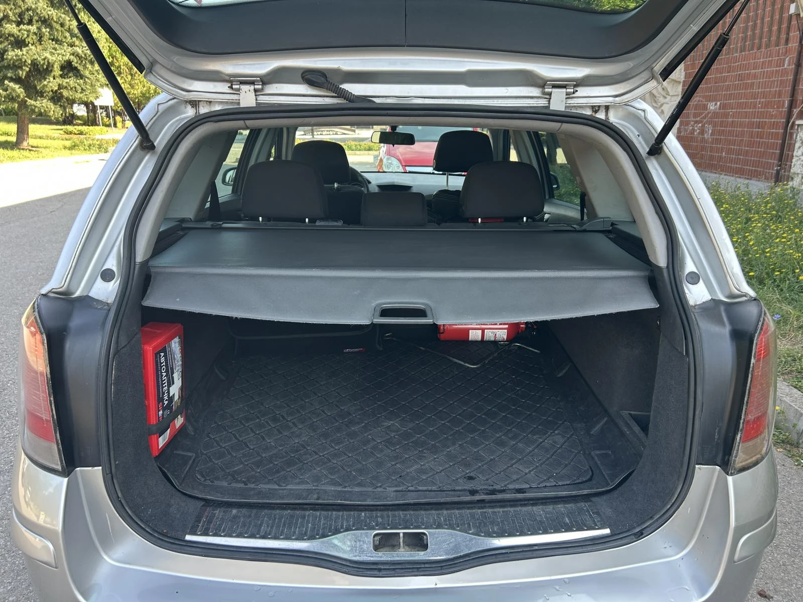 Opel Astra 1.4 90к. OPC line, снимка 10 - Автомобили и джипове - 55357292