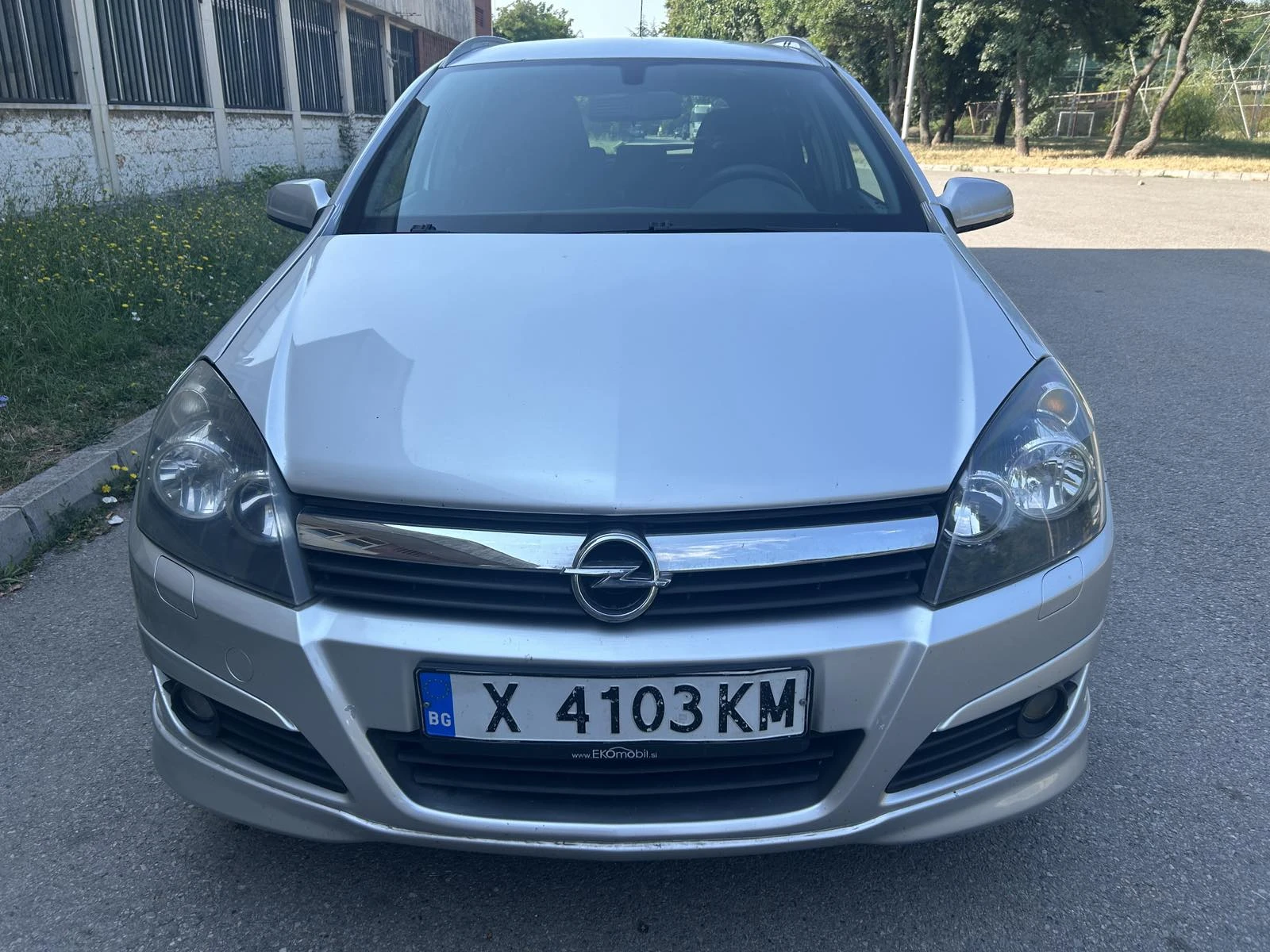 Opel Astra 1.4 90к. OPC line, снимка 2 - Автомобили и джипове - 55357292