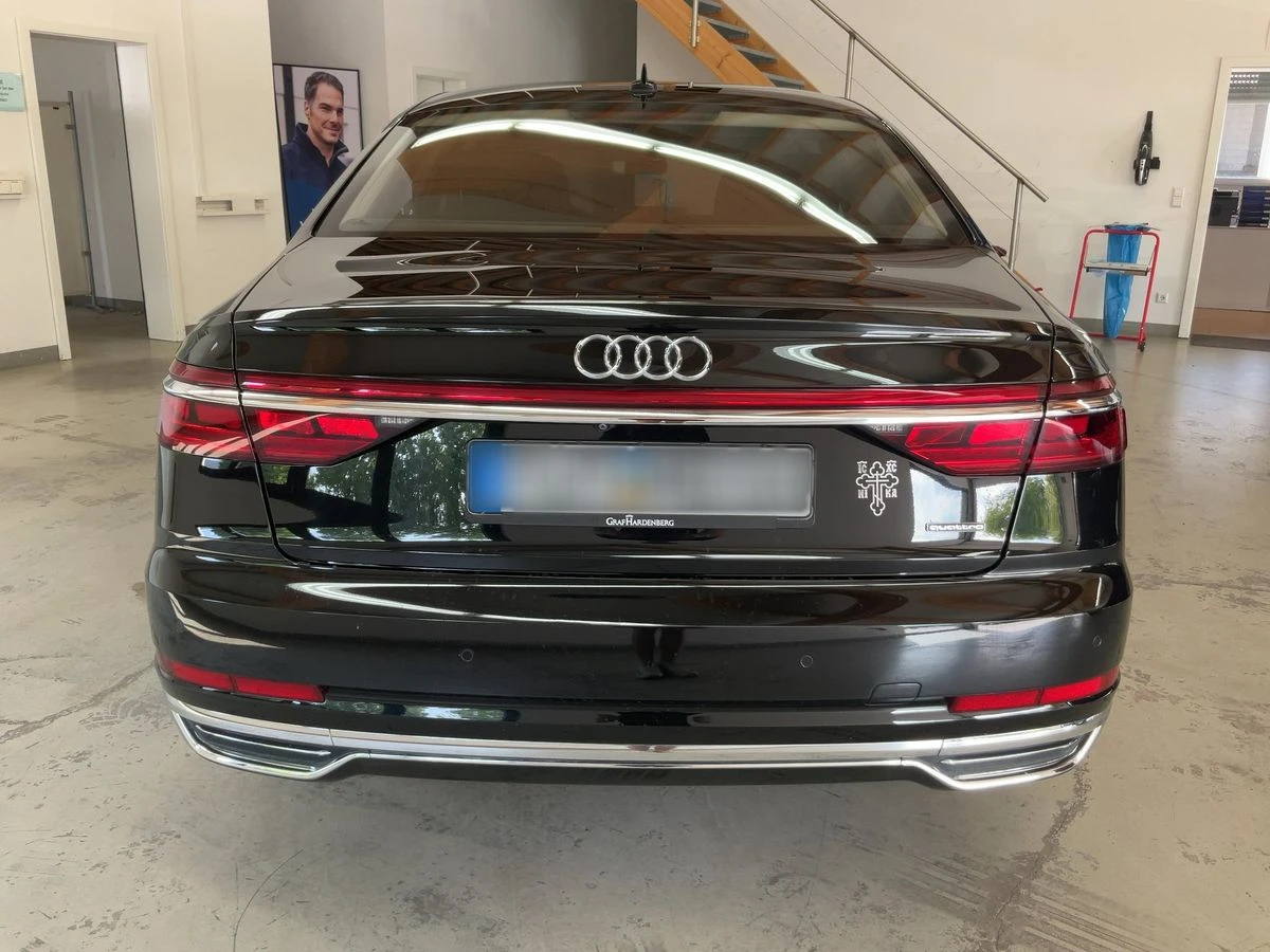 Audi A8 55TFSI| L| Matrix| B&O| Масаж| Германия, снимка 4 - Автомобили и джипове - 55411593