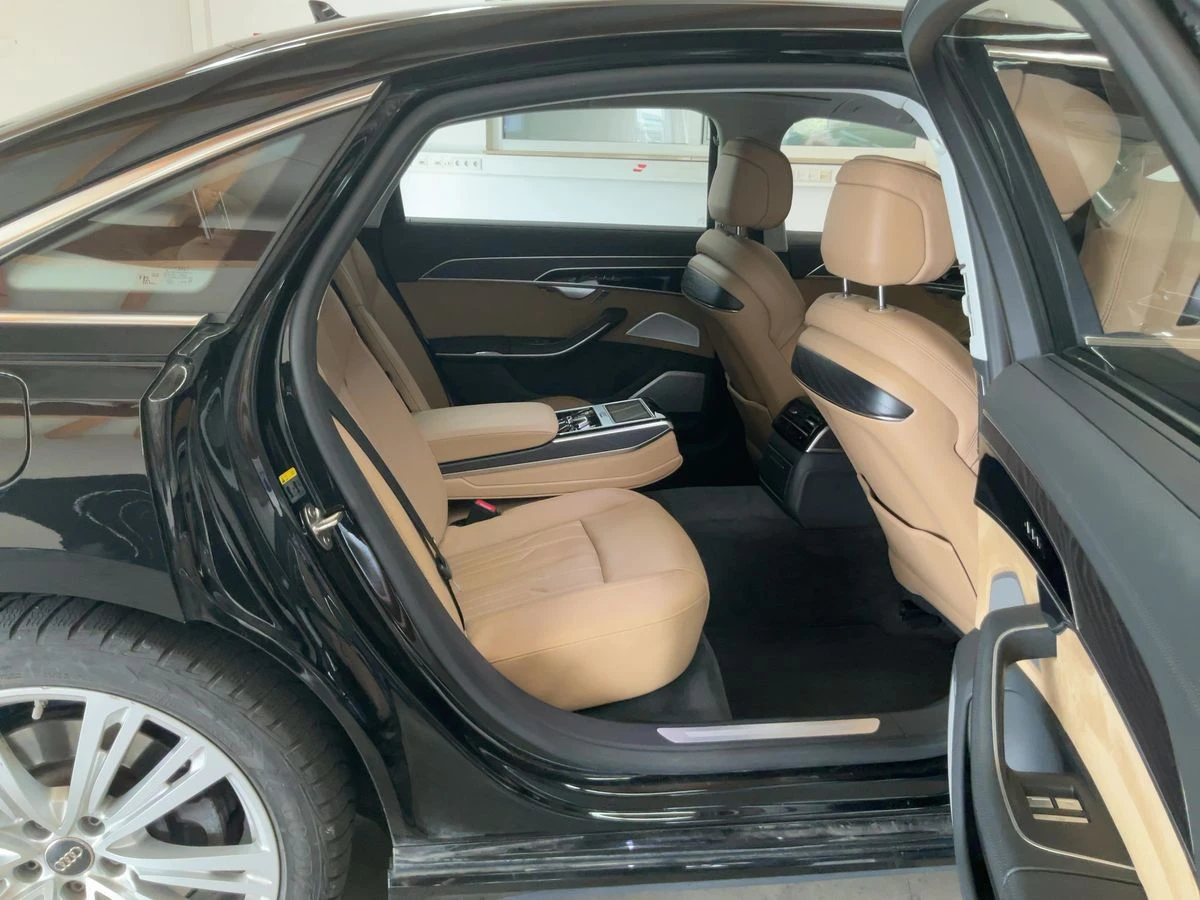 Audi A8 55TFSI| L| Matrix| B&O| Масаж| Германия, снимка 10 - Автомобили и джипове - 55411593