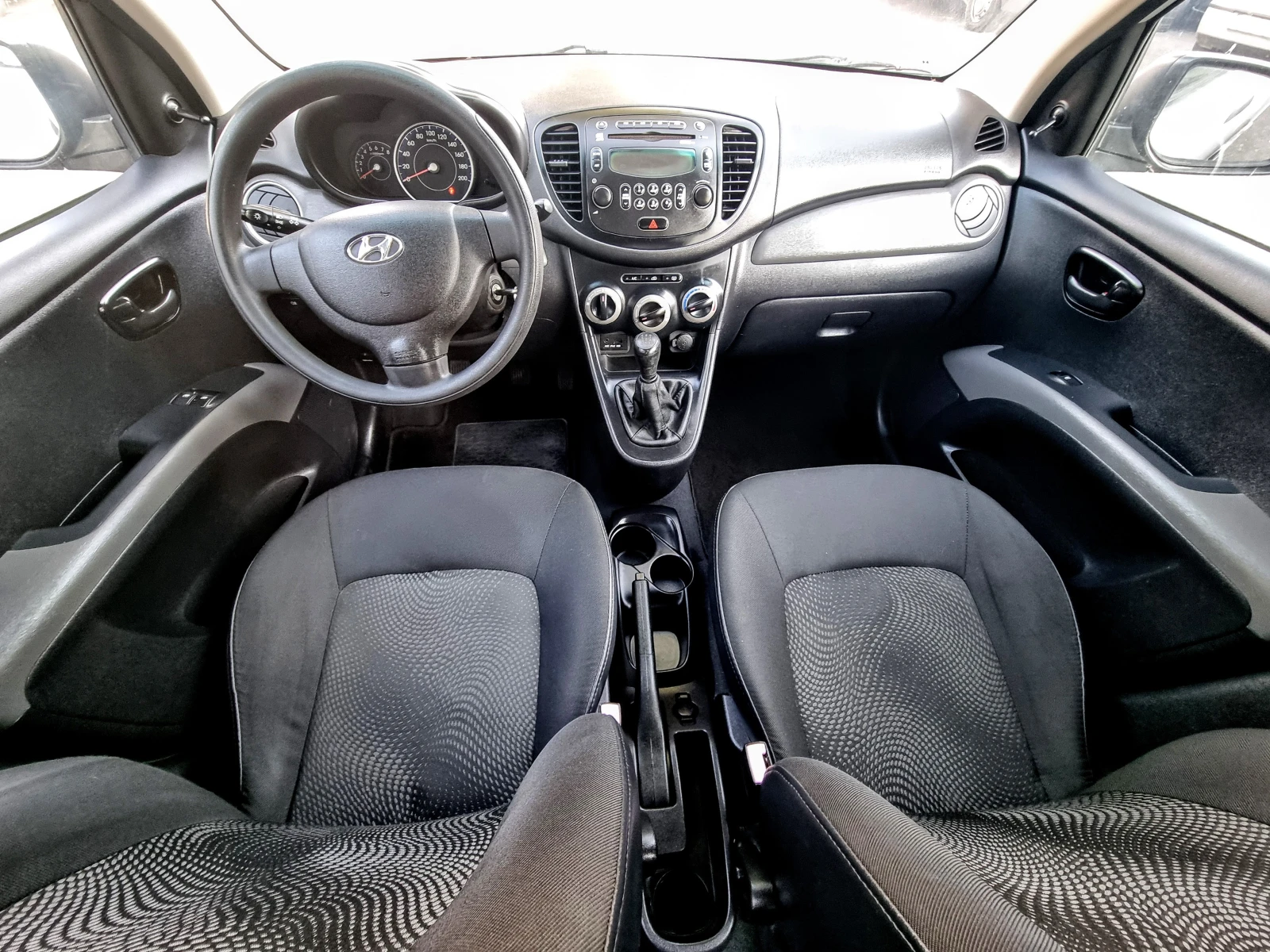 Hyundai I10 1.1 69 �.�. 2011 �. * ��������* �������� ���� 5 | Mobile.bg � ����������� 15