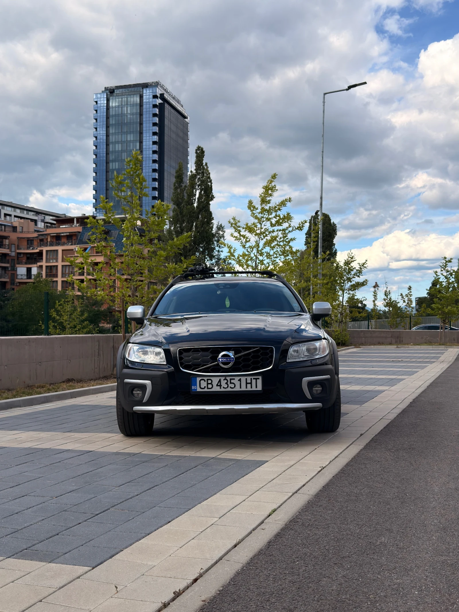 Volvo Xc70 D4 AWD Polestar, снимка 2 - Автомобили и джипове - 55426192