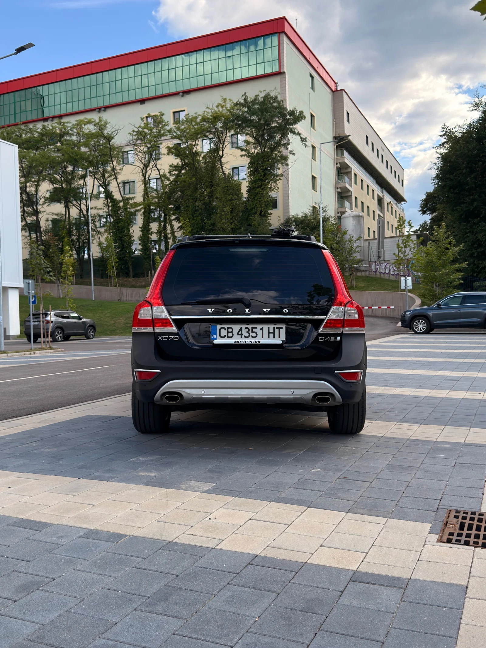 Volvo Xc70 D4 AWD Polestar, снимка 6 - Автомобили и джипове - 55426192