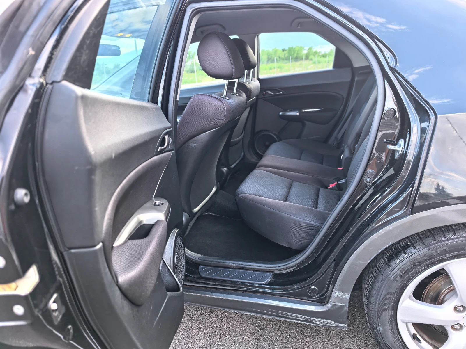 Honda Civic 1.4 i-vtec Elegance, снимка 14 - Автомобили и джипове - 55712085
