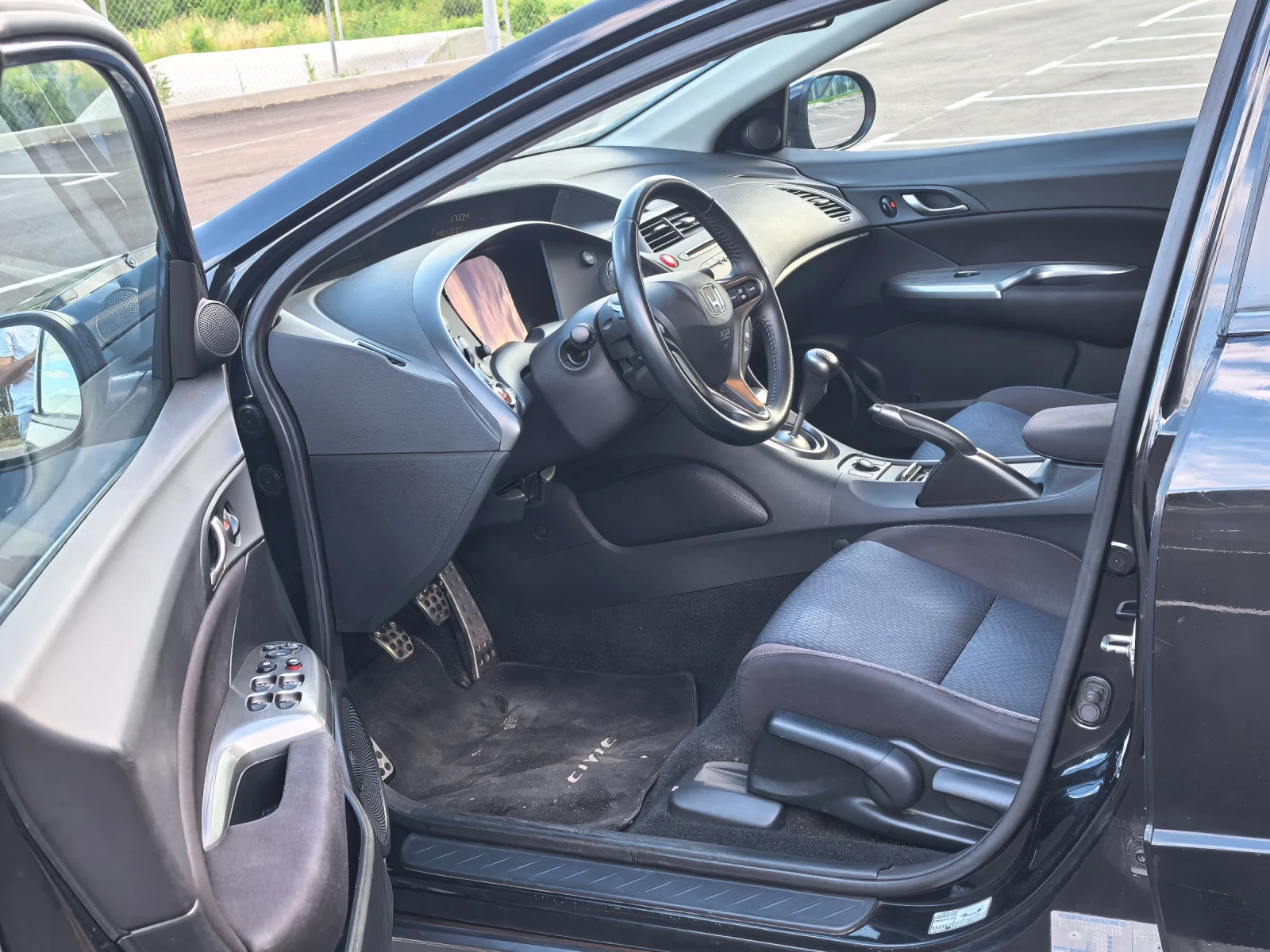 Honda Civic 1.4 i-vtec Elegance, снимка 12 - Автомобили и джипове - 55712085
