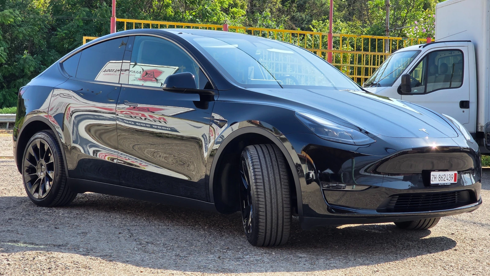 Tesla Model Y Dual motor/Long Range, снимка 5 - Автомобили и джипове - 55655993