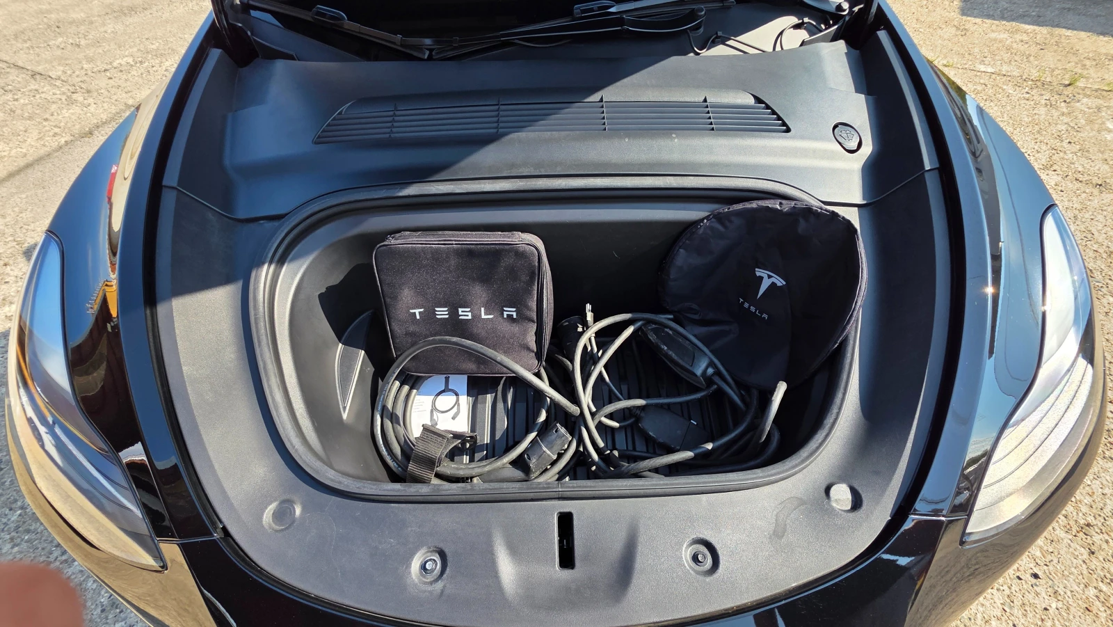 Tesla Model Y Dual motor/Long Range, снимка 16 - Автомобили и джипове - 55655993