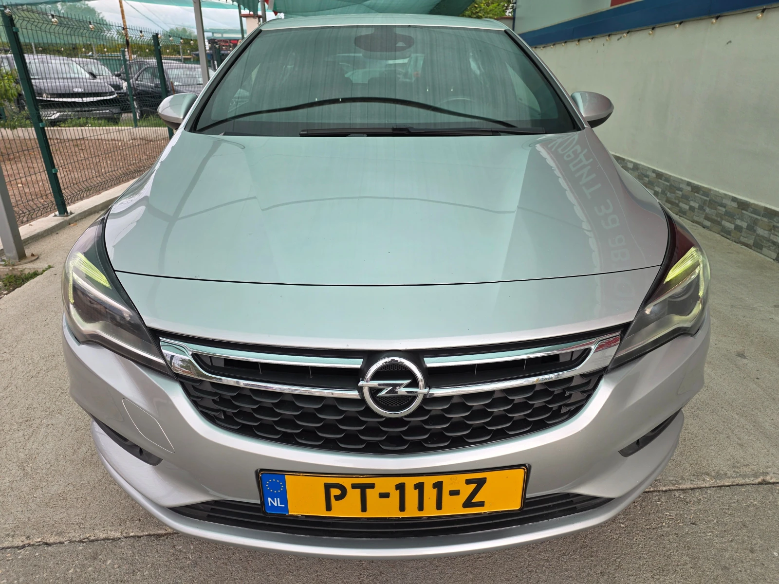 Opel Astra 1.6cdti/LED/Euro6/ECOTEC, снимка 2 - Автомобили и джипове - 56232854