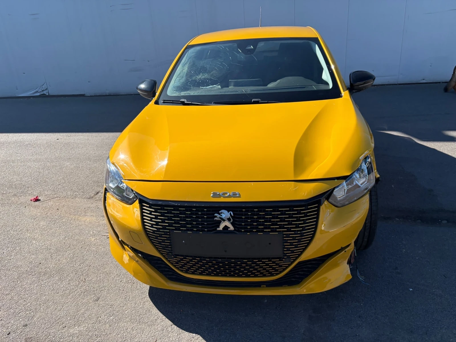 Peugeot 208, снимка 3 - Автомобили и джипове - 56485022