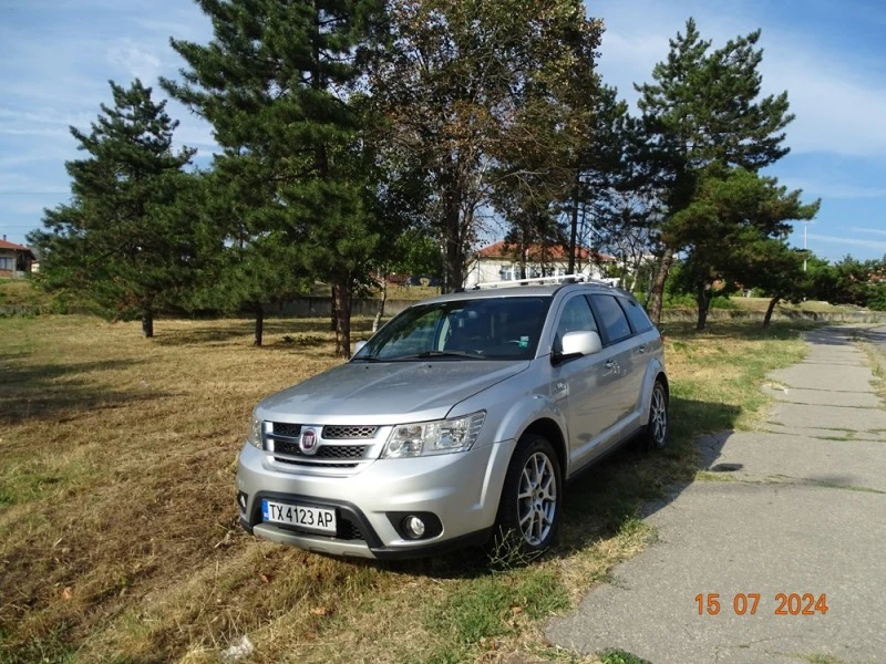 Fiat Freemont, снимка 2 - Автомобили и джипове - 47254791