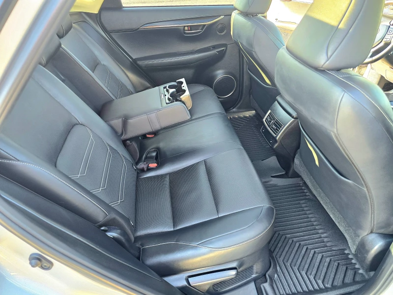 Lexus NX 300h 4x4 / LPG, снимка 11 - Автомобили и джипове - 52047275