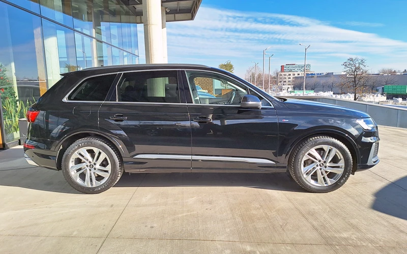 Audi Q7 50 TDI quattro S line, снимка 2 - Автомобили и джипове - 53108033