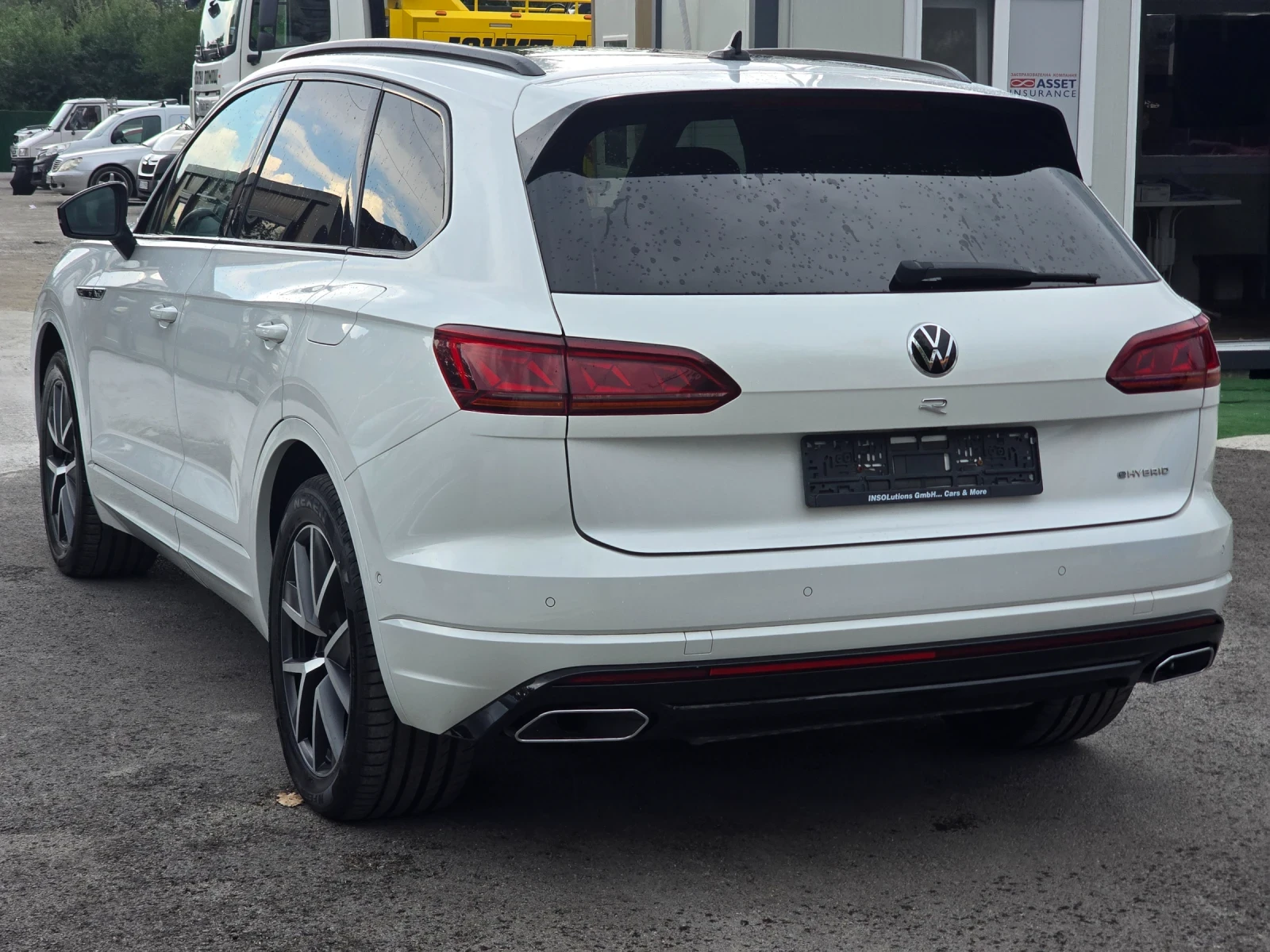 VW Touareg R-LINE E-hybrid - изображение 4