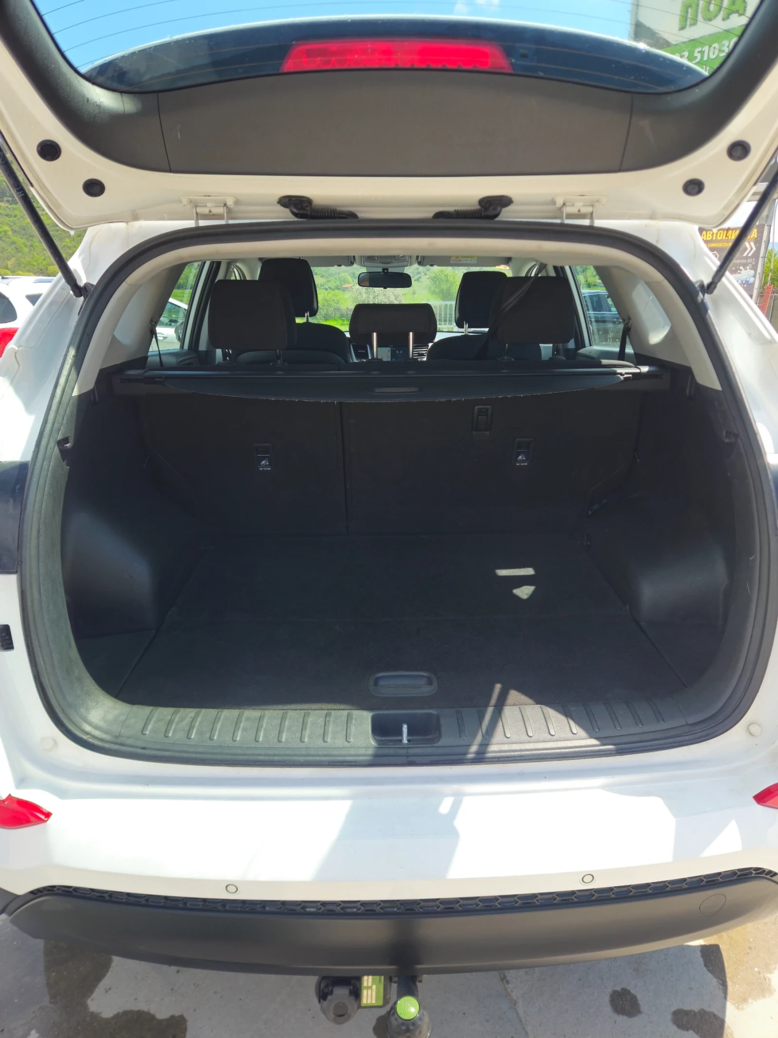 Hyundai Tucson 1.7crdi, снимка 8 - Автомобили и джипове - 54491248