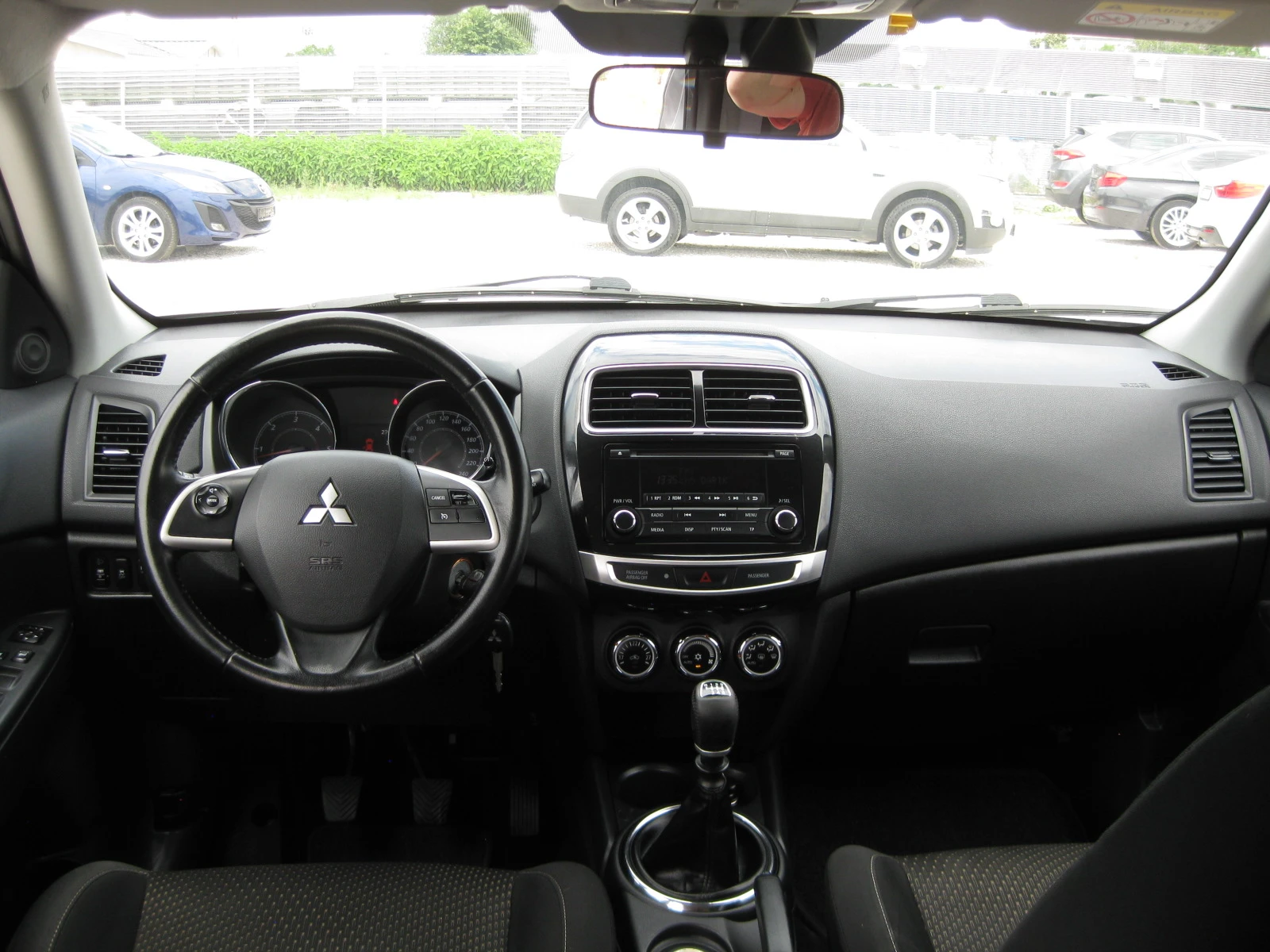 Mitsubishi ASX 1.8 D, снимка 11 - Автомобили и джипове - 55334457
