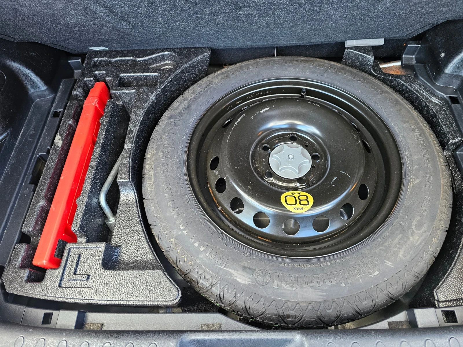 Nissan Juke Tekna Facelift 1.6t 4x4 Обслужена , снимка 16 - Автомобили и джипове - 55439518