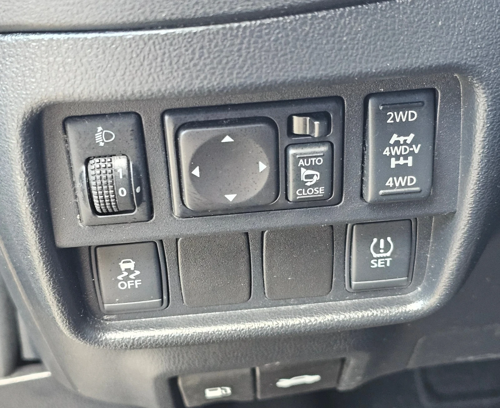 Nissan Juke Tekna Facelift 1.6t 4x4 Обслужена , снимка 15 - Автомобили и джипове - 55439518