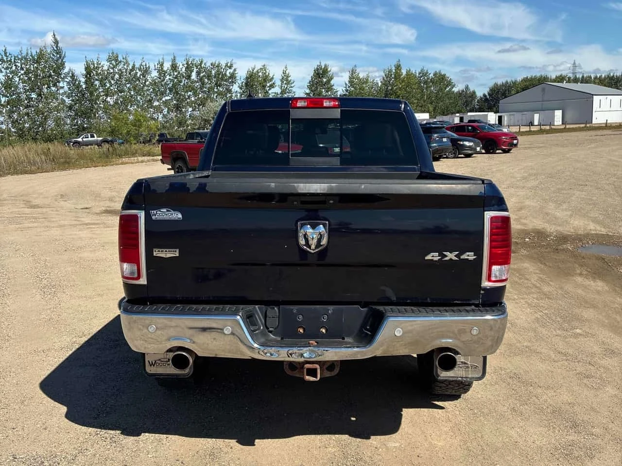 Dodge RAM 1500 * Laramie * CARFAX * ФИНАНСИРАНЕ, снимка 4 - Автомобили и джипове - 56170228