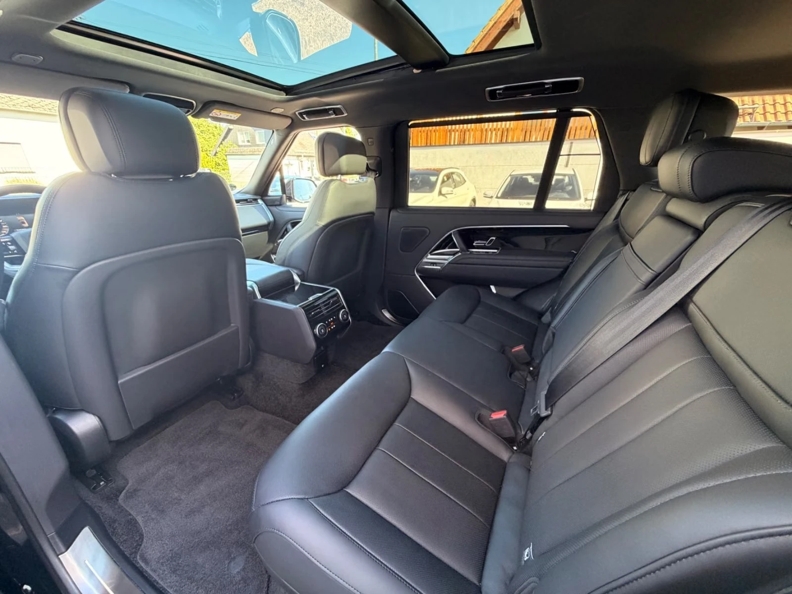 Land Rover Range rover D350 / LWB / HSE / MERIDIAN / HUD / PANO / 22/ 360 | Mobile.bg � ����������� 16