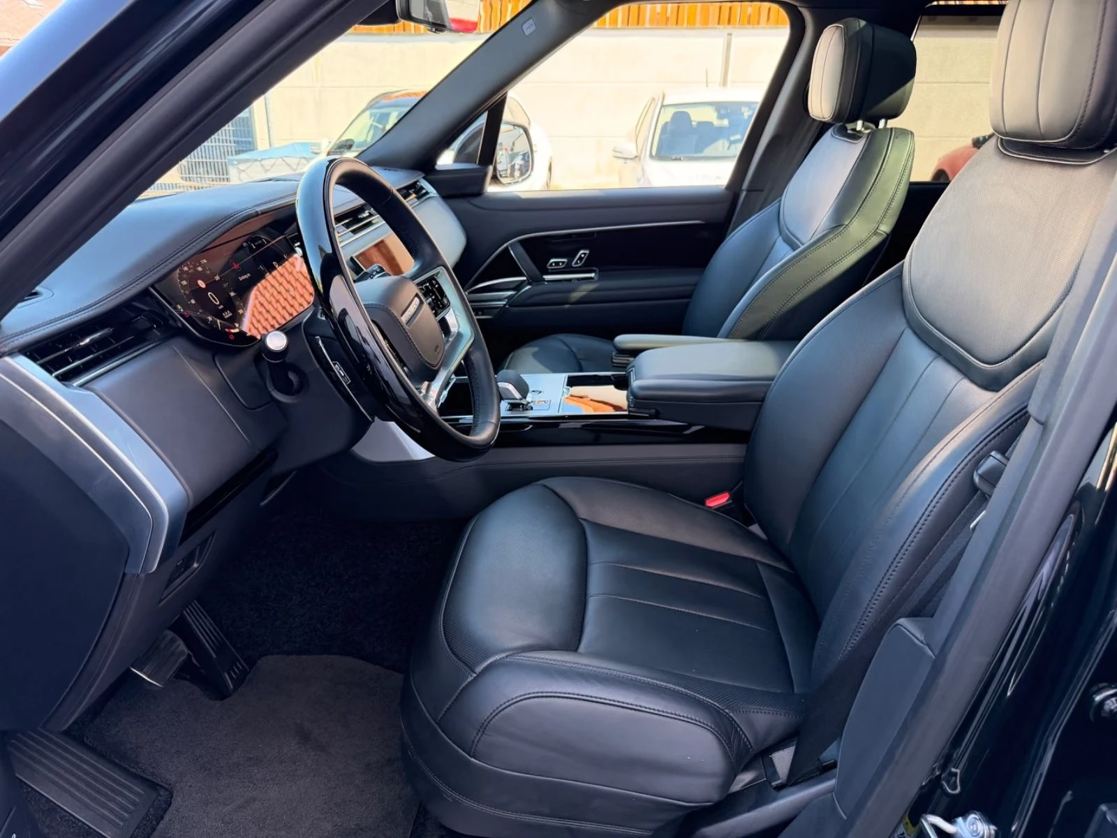 Land Rover Range rover D350 / LWB / HSE / MERIDIAN / HUD / PANO / 22/ 360 | Mobile.bg � ����������� 8