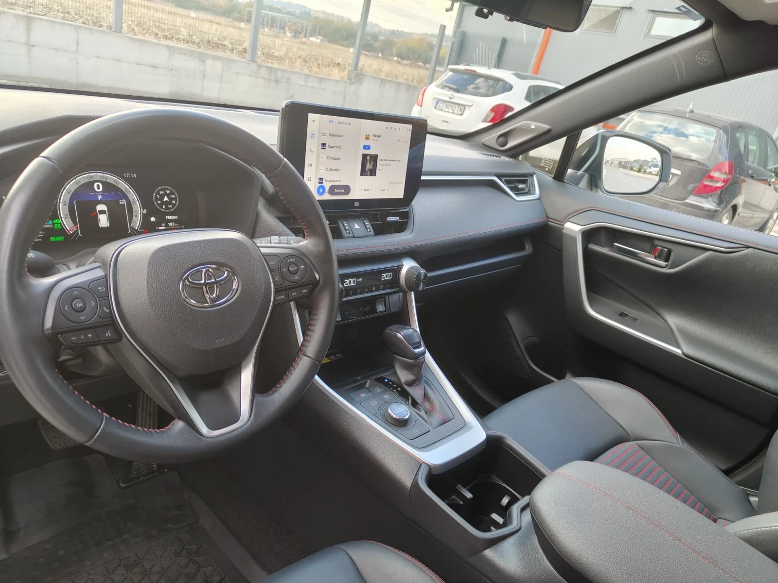 Toyota Rav4 2.5 plug-in хибрид STYLE, снимка 14 - Автомобили и джипове - 56620801
