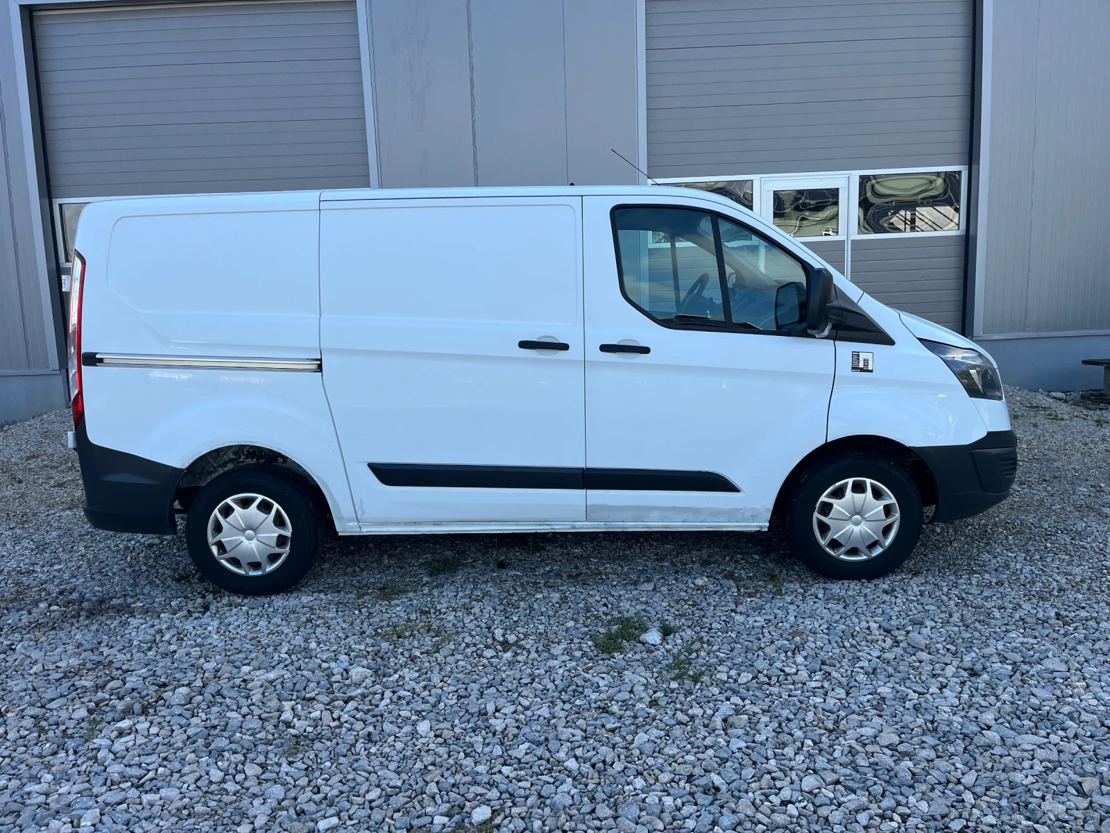 Ford Transit Custom 2.0TDI - изображение 3